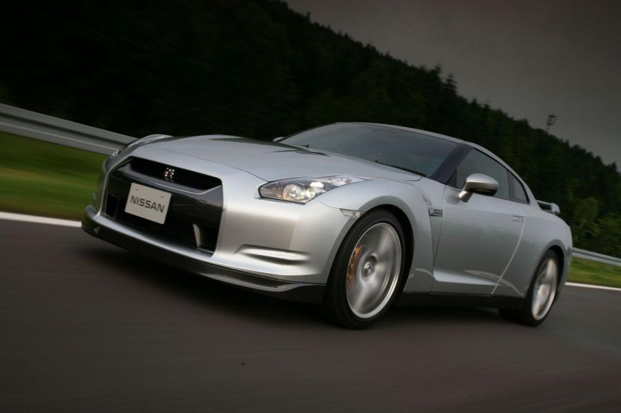  Nissan GT-R 2008 года  (US) (фото 42 из 52)